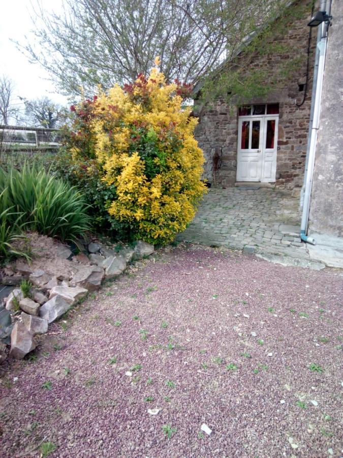 Elevage De La Hurie Saint-Nicolas-de-Pierrepont Exterior foto